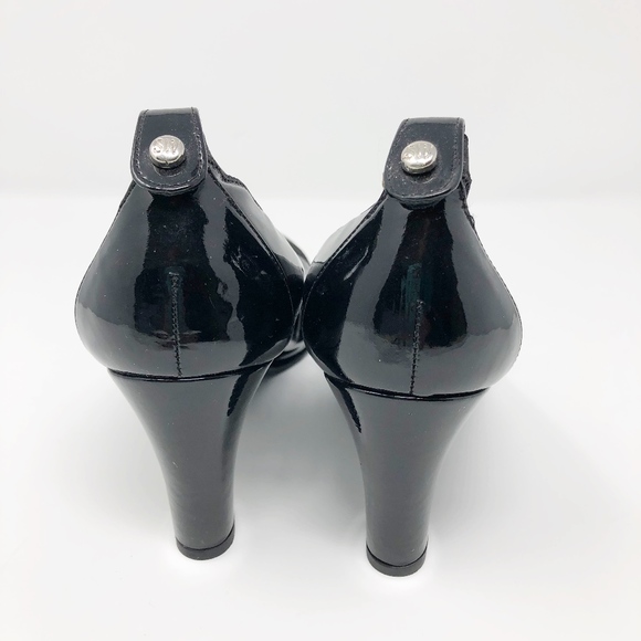 Stuart Weitzman Esily Elastic Trim Pumps Size 8 - Picture 3 of 5